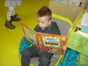 Matinee_a_la_bibliotheque_de_Solaure1